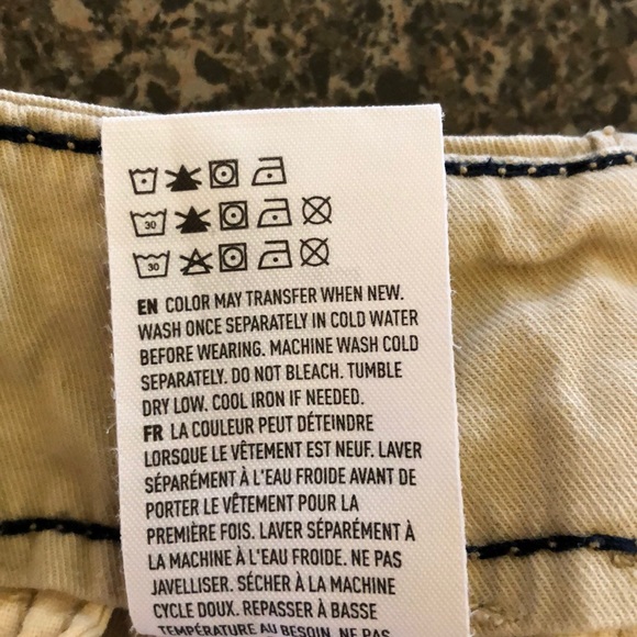 AEO Prep khaki shorts Size 26 - Picture 6 of 6